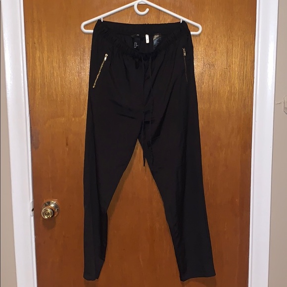 H&M // flowy chiffon pants - Picture 2 of 5